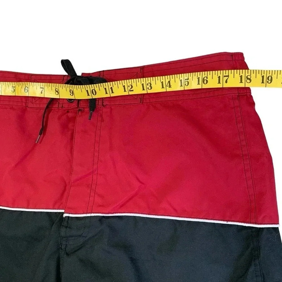 DreamWave Swim Trunks Board Shorts Size L Colorblock Black Red Brief Build In - Picture 11 of 14